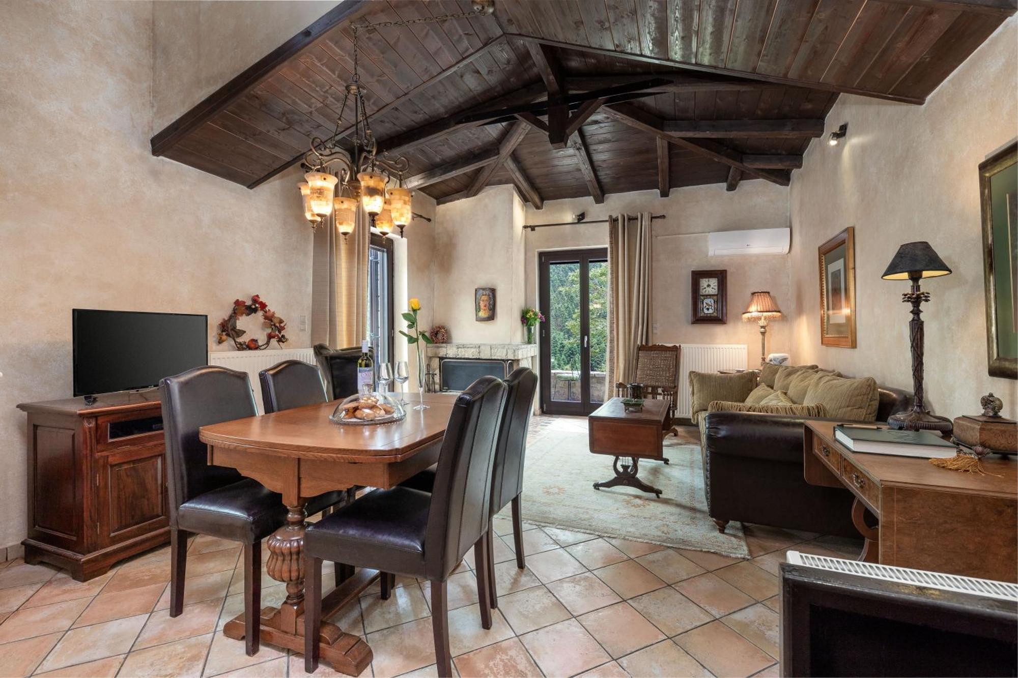 Ostra Menalon Luxury Suites Kardharás 部屋 写真
