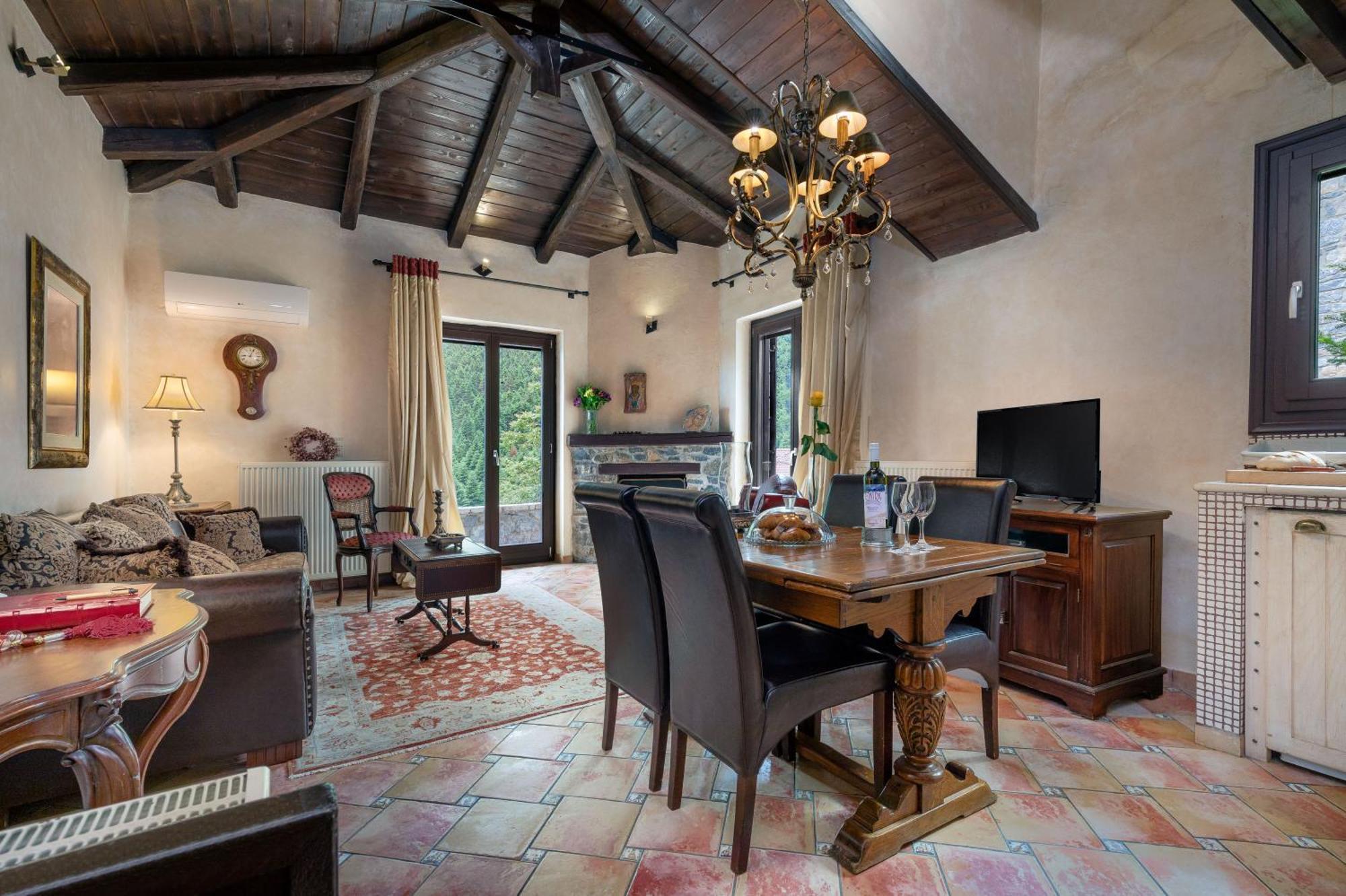 Ostra Menalon Luxury Suites Kardharás 部屋 写真