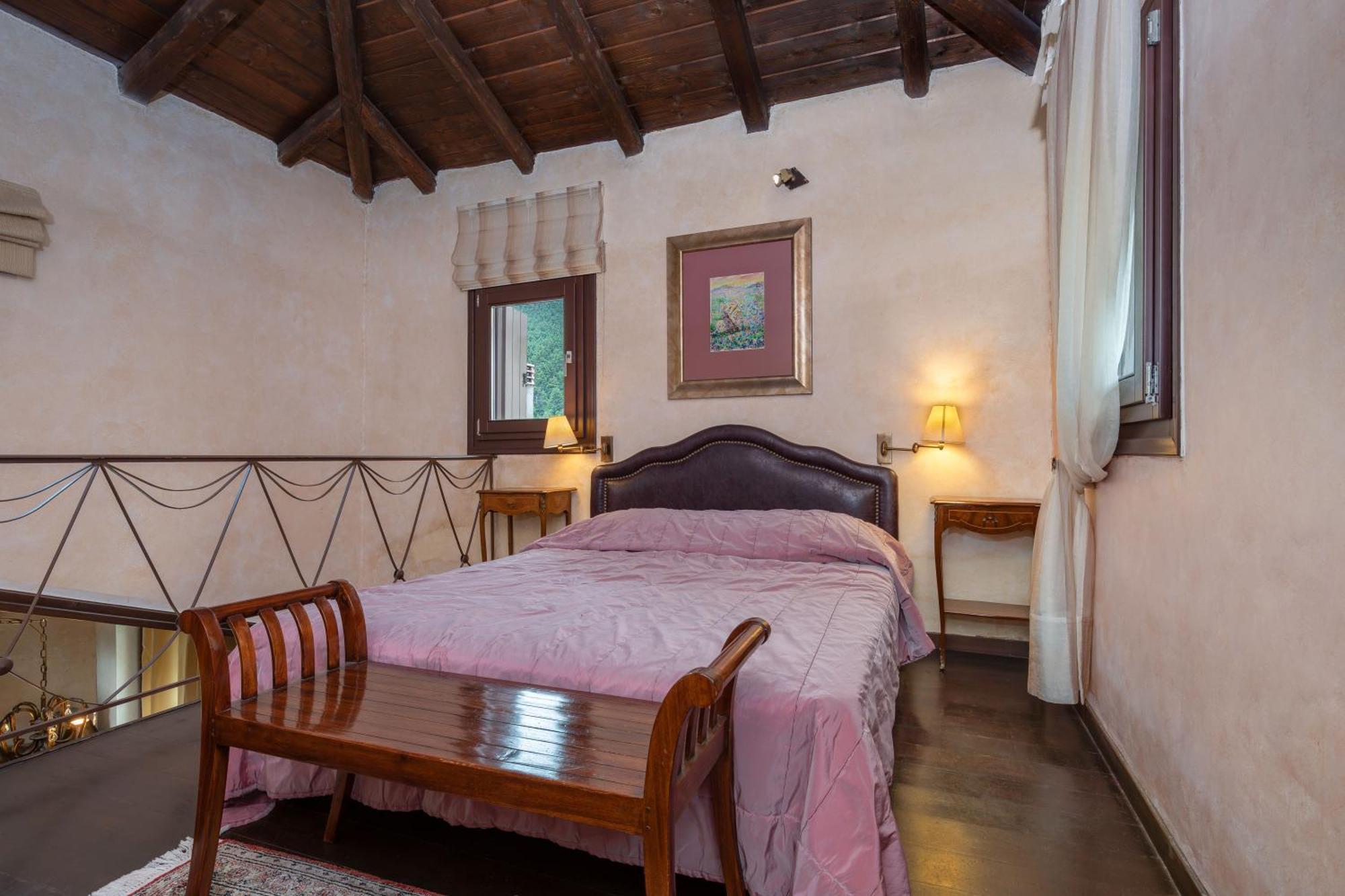 Ostra Menalon Luxury Suites Kardharás 部屋 写真
