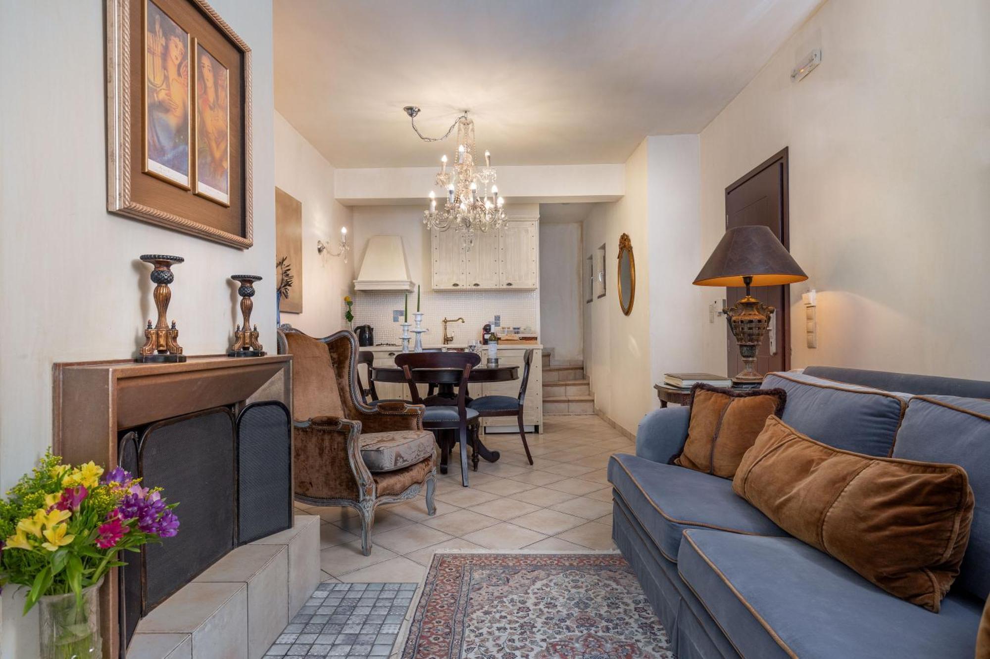 Ostra Menalon Luxury Suites Kardharás 部屋 写真