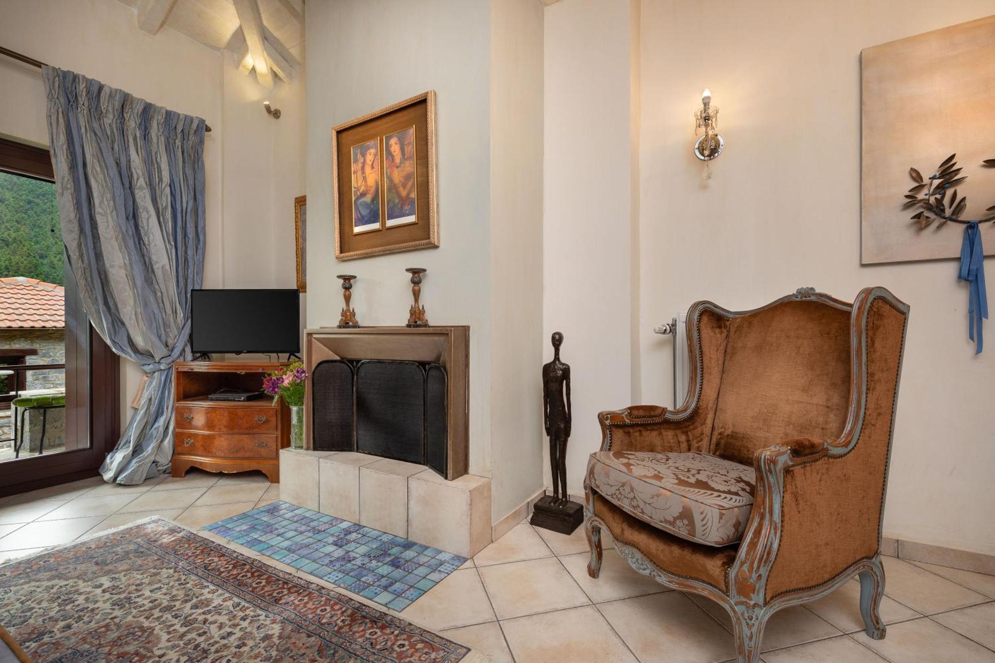 Ostra Menalon Luxury Suites Kardharás 部屋 写真
